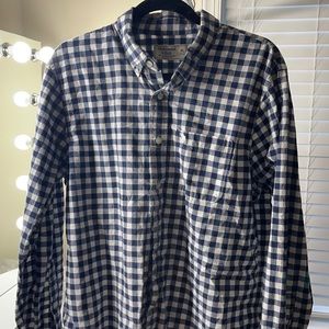 Men’s Abercrombie and Finch button down